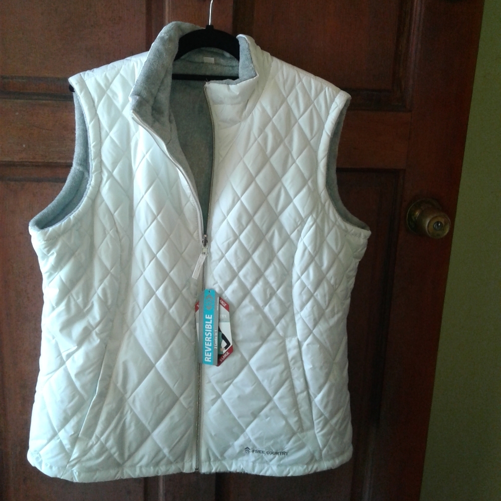 Reversible vest